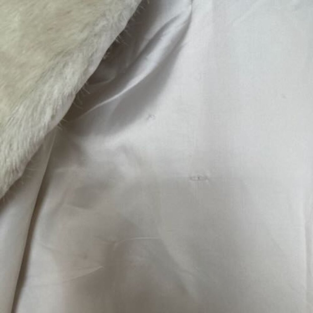 Fuzzy cropped jacket - Picture 7 of 11